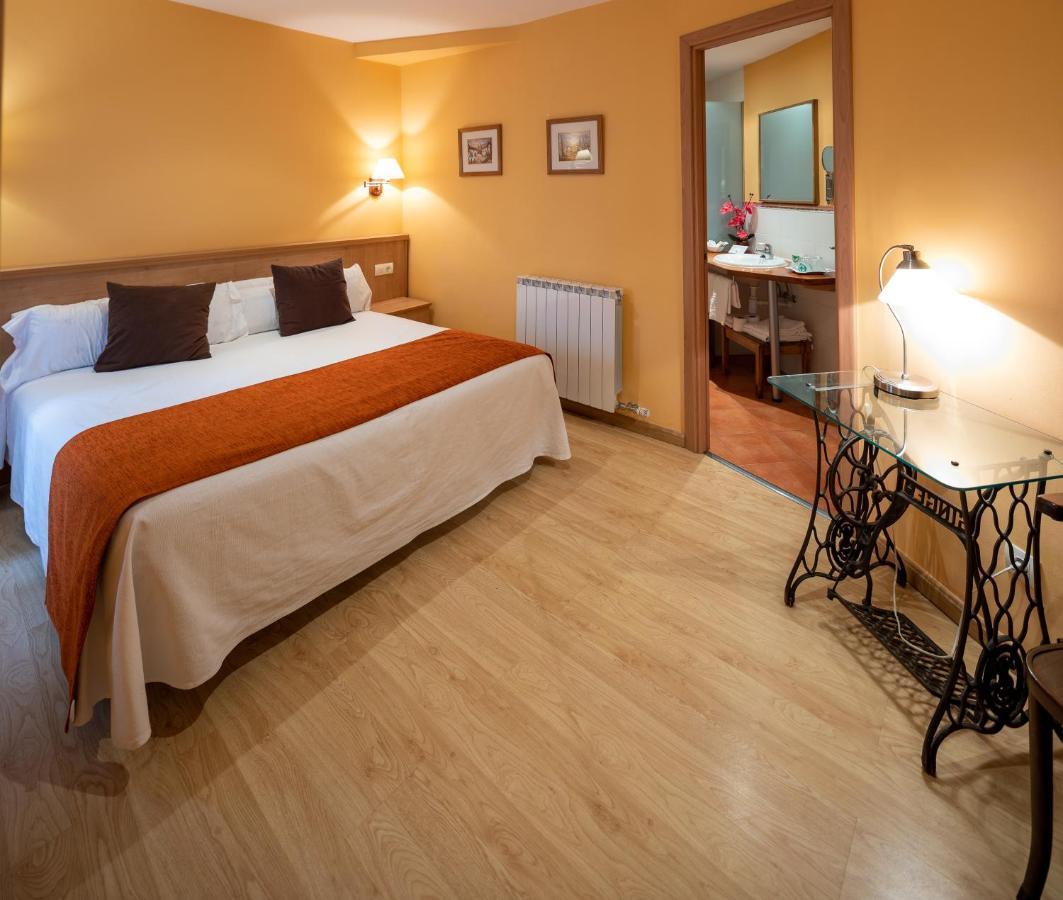 Hotel Ripoll Sant Hilari Sacalm Dış mekan fotoğraf