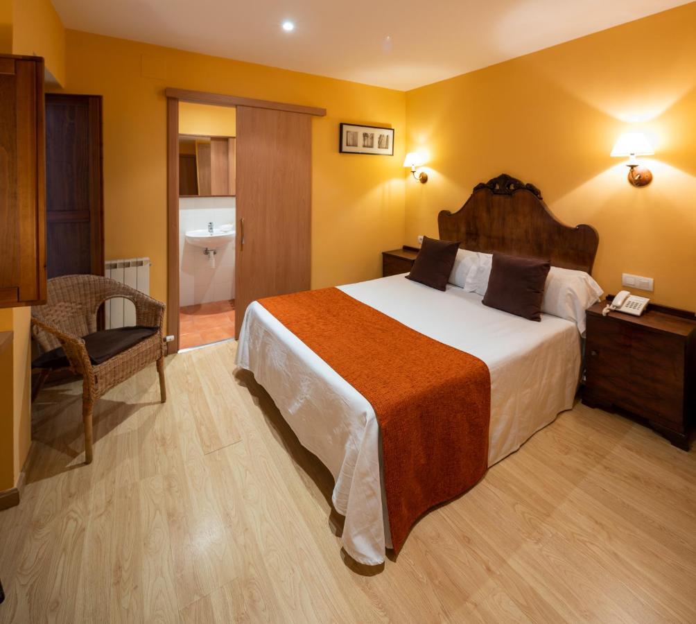 Hotel Ripoll Sant Hilari Sacalm Dış mekan fotoğraf