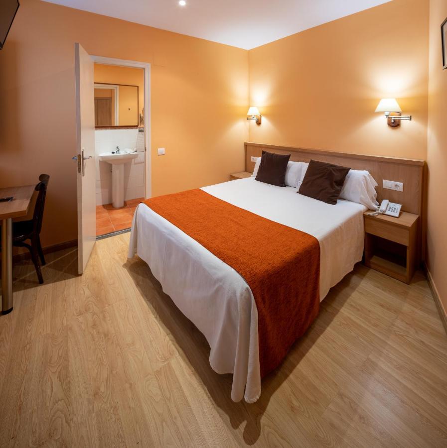 Hotel Ripoll Sant Hilari Sacalm Dış mekan fotoğraf